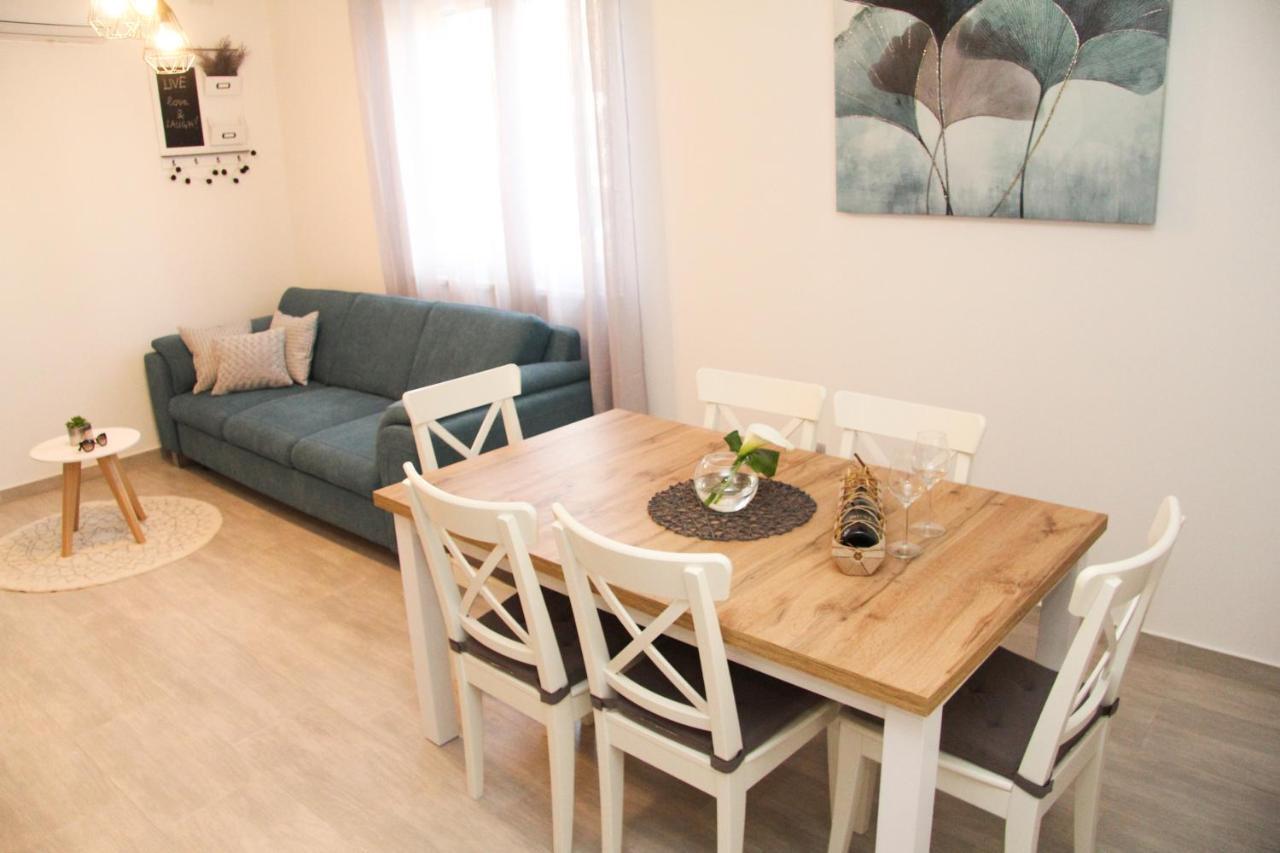 Apartman Antea Biograd Na Moru Exterior photo